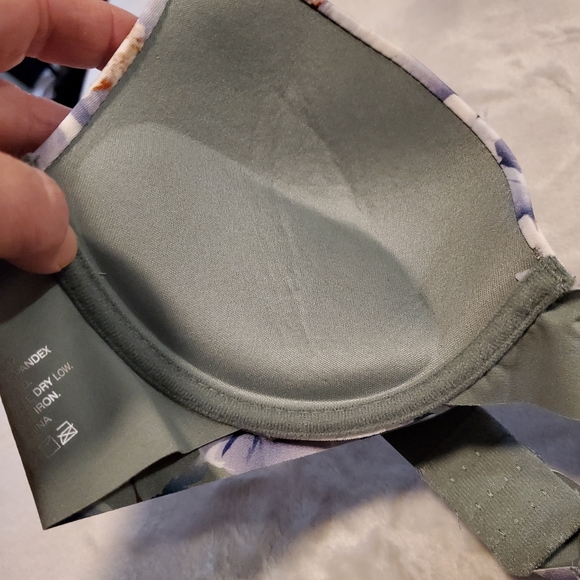 โฌ๏ธ YMI Intimates push up bra 38B - Picture 7 of 8